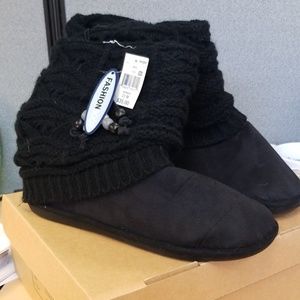 Women's fur lined boots